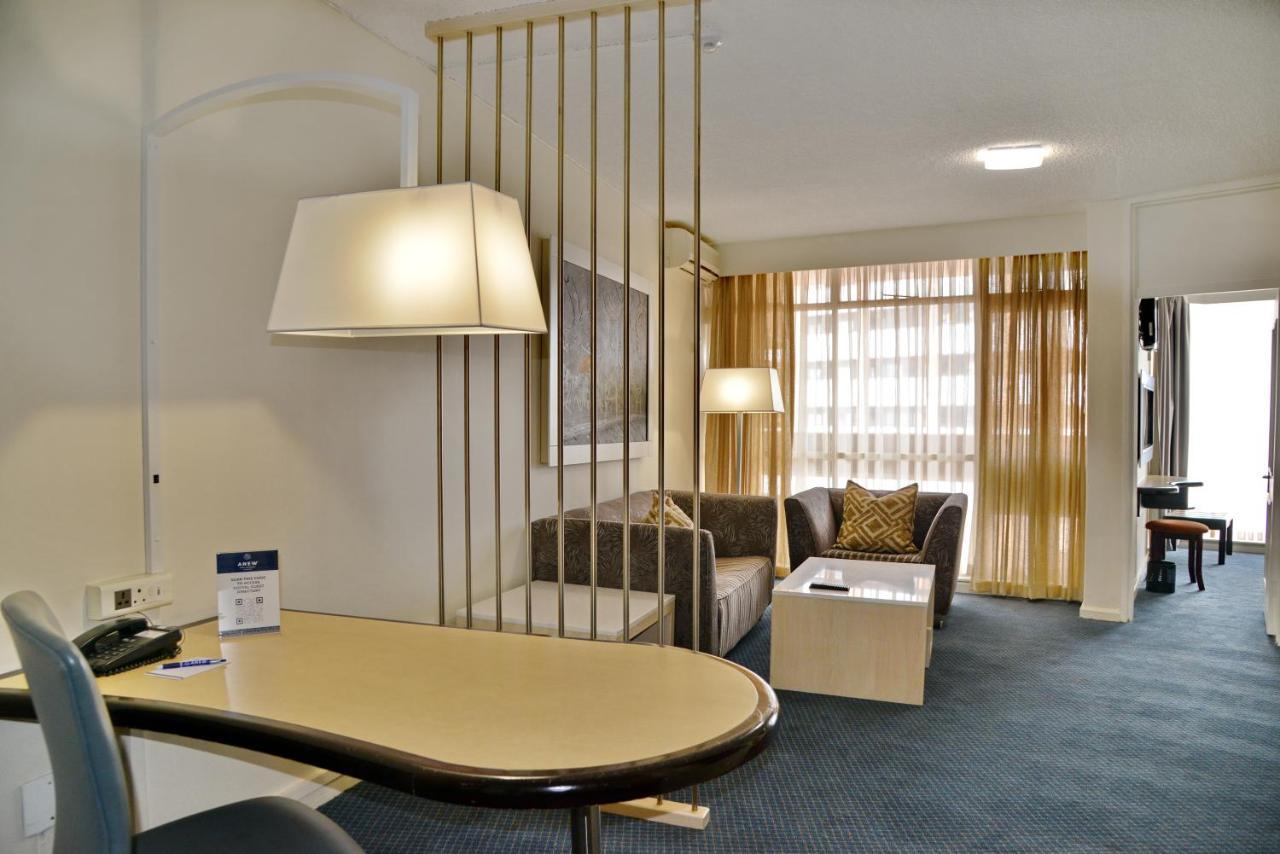 The Parktonian All Suite Hotel Йоханнесбург Экстерьер фото