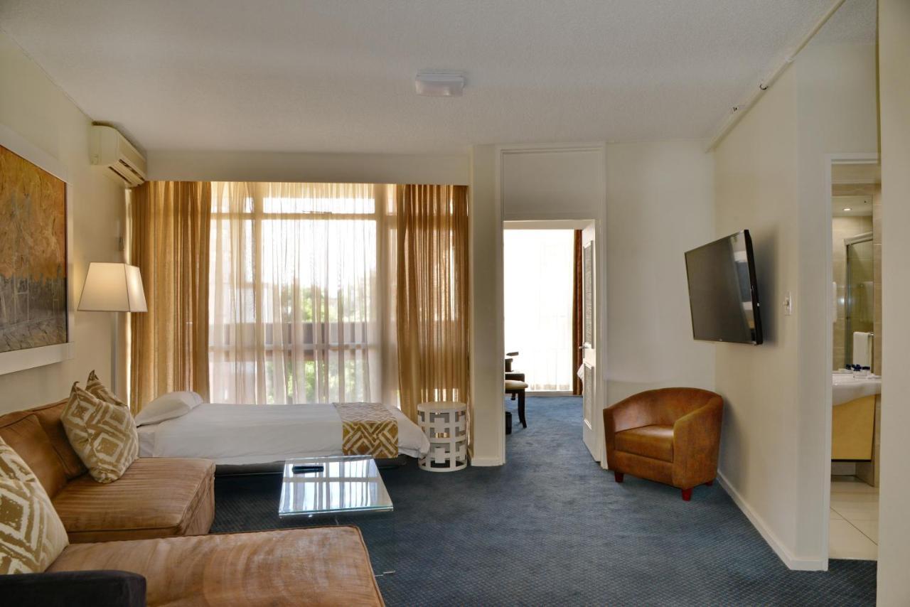 The Parktonian All Suite Hotel Йоханнесбург Экстерьер фото