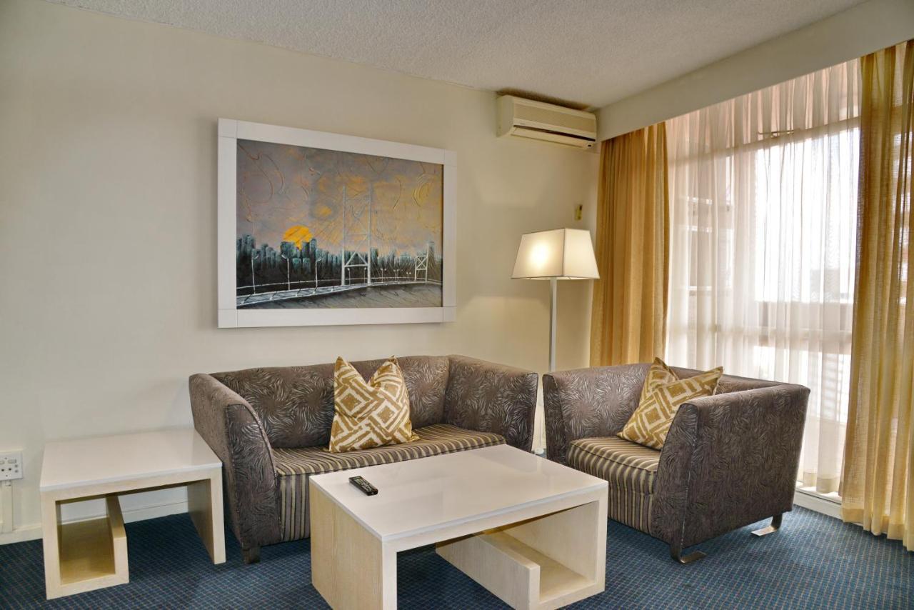 The Parktonian All Suite Hotel Йоханнесбург Экстерьер фото