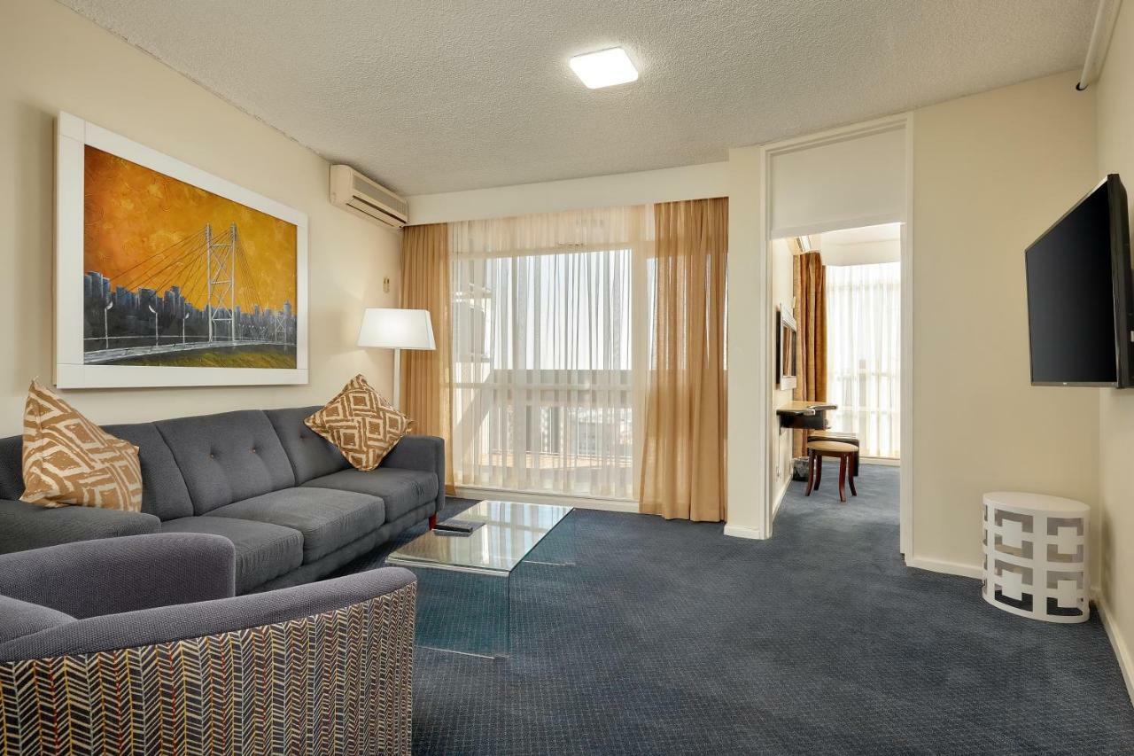 The Parktonian All Suite Hotel Йоханнесбург Экстерьер фото